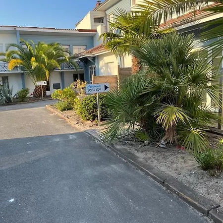 Place - Arcachon 3*